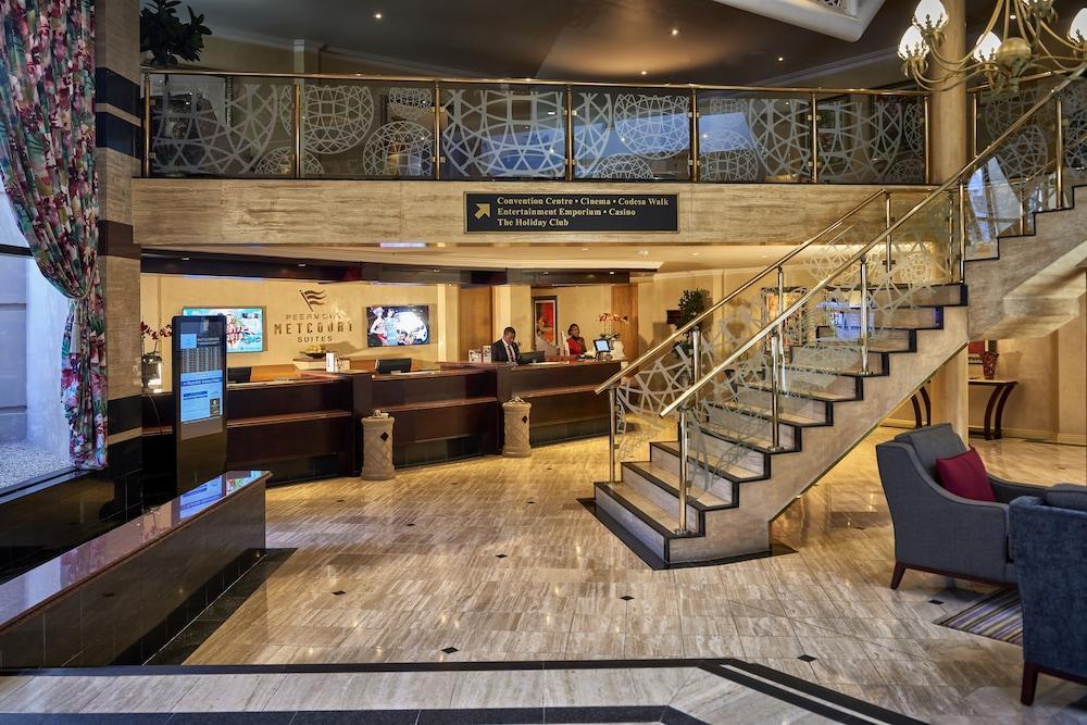 Peermont Metcourt Suites At Emperors Palace Kempton Park Extérieur photo