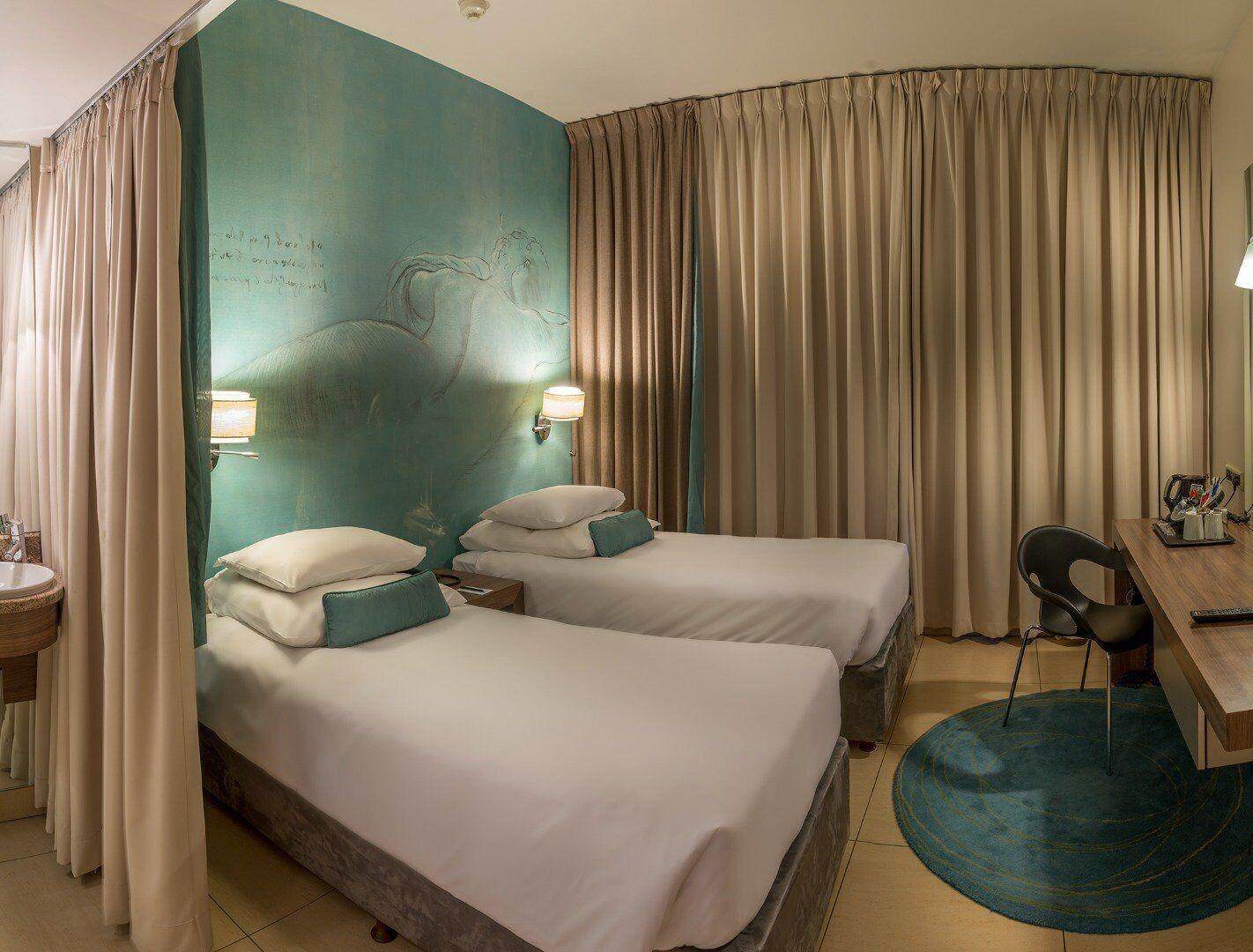 Peermont Metcourt Suites At Emperors Palace Kempton Park Extérieur photo