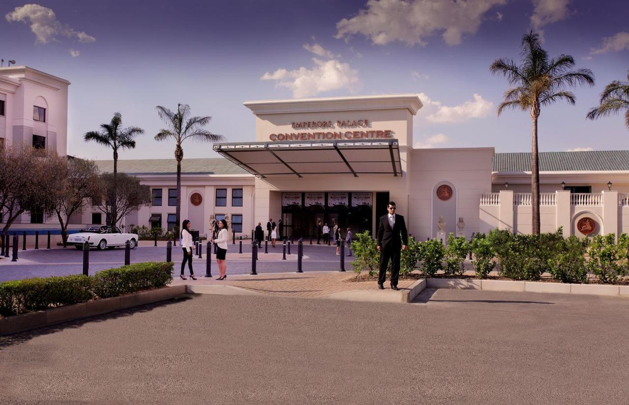 Peermont Metcourt Suites At Emperors Palace Kempton Park Extérieur photo