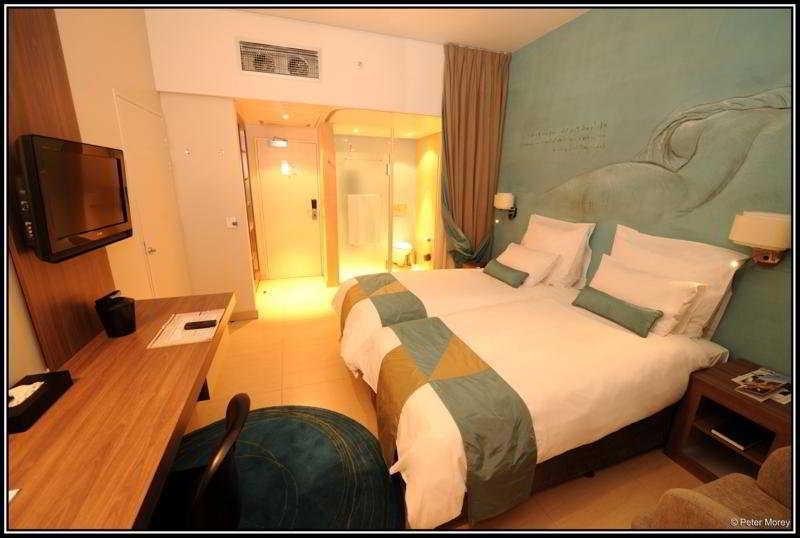 Peermont Metcourt Suites At Emperors Palace Kempton Park Extérieur photo