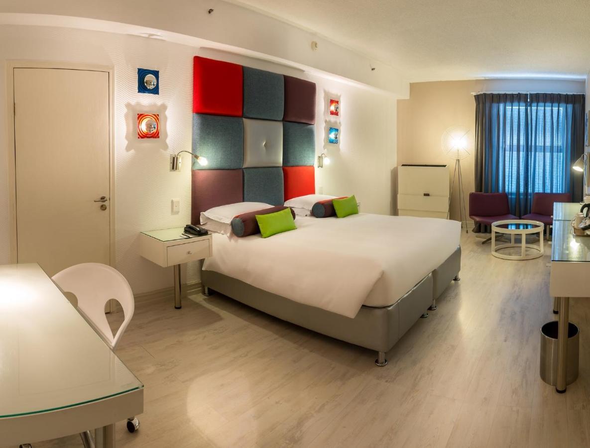 Peermont Metcourt Suites At Emperors Palace Kempton Park Extérieur photo